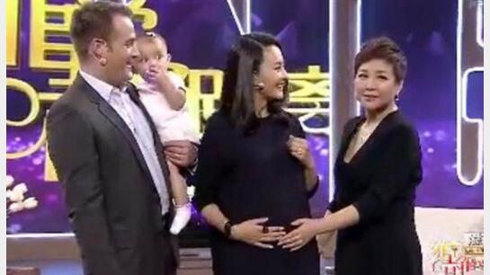 吴奇隆前妻谈感情:追求幸福永远没有错