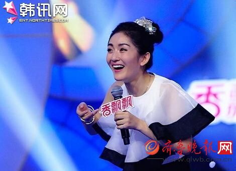 离开何炅后的谢娜,连搞笑都让人尴尬,咋回事?
