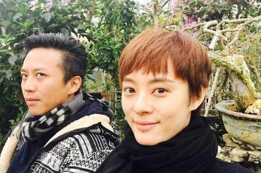 孙俪秀书法被赞德才兼备 邓超嫉妒：你这样好吗？