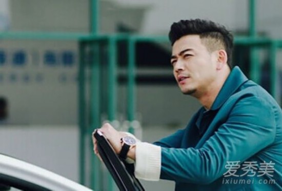 欢乐颂包奕凡是谁演的 包奕凡扮演者杨烁个人资料